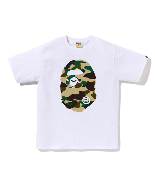 A BATHING APE(アベイシングエイプ)の「1ST CAMO BIG APE HEAD TEE(Tシャツ/カットソー・メンズ・ホワイト×グリーン/ブラック×グリーン/ブラック×イエロー/ホワイト×イエロー・SMALL/X-LARGE/MEDIUM/XX-LARGE/LARGE/XXX-LARGE)」の1枚目の写真