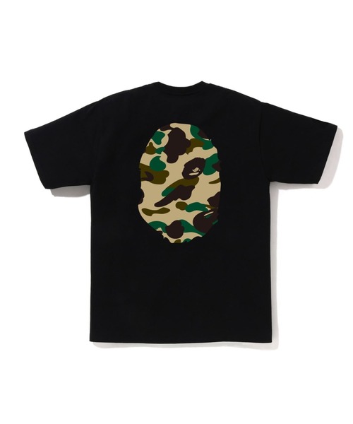 A BATHING APE(アベイシングエイプ)の「1ST CAMO BIG APE HEAD TEE(Tシャツ/カットソー・メンズ・ホワイト×グリーン/ブラック×グリーン/ブラック×イエロー/ホワイト×イエロー・SMALL/X-LARGE/MEDIUM/XX-LARGE/LARGE/XXX-LARGE)」の8枚目の写真