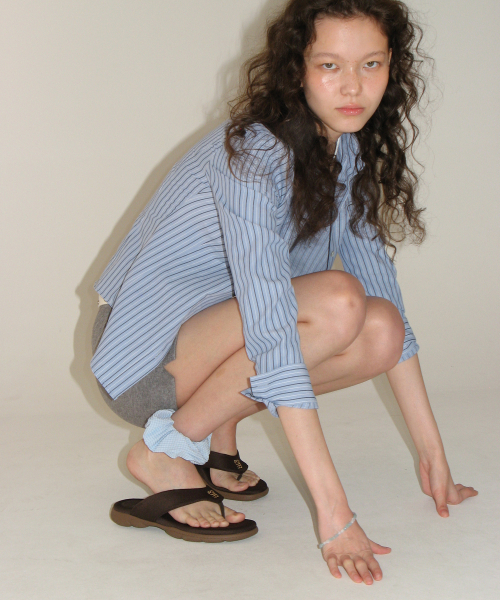 FOGGY MOODY(ポギムディ)の「Summer 0024. Rubber Sole Flip-flop - 4colors(サンダル・レディース・シルバー/ブラック/ライトブルー/ブラウン・22.5cm/23cm/23.5cm/24cm/24.5cm/25cm)」の9枚目の写真
