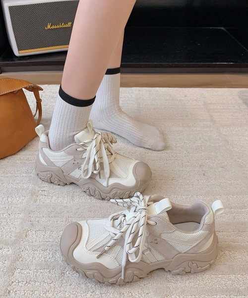 Lace Ladies（レースレディース）の「バイカラー ボリューム 厚底 ダッド スニーカー シューズ（スニーカー・レディース・アイボリー/グレー・22.5cm/23cm/23.5cm/24cm/24.5cm/25cm）」の12枚目の写真