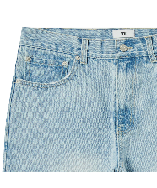 FRAGE（フラゲ）の「ライトブルー ワイドストレート ディストロイド デニムパンツ（デニムパンツ・メンズ・その他・SMALL/MEDIUM/LARGE）」の5枚目の写真