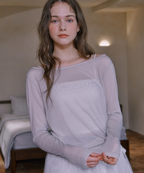 LULUCHOU(ルルシュ)の「See-through Boat Neck T-shirt - LIGHT GRAY(Tシャツ/カットソー・レディース・ライトグレー・FREE)」の1枚目の写真