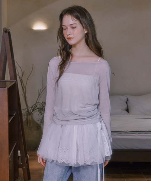 LULUCHOU(ルルシュ)の「See-through Boat Neck T-shirt - LIGHT GRAY(Tシャツ/カットソー・レディース・ライトグレー・FREE)」の3枚目の写真