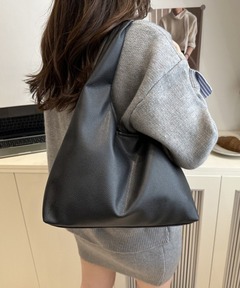 BAICYCLON＞レザーライク ドロー ストリング 巾着 バッグ（ショルダー