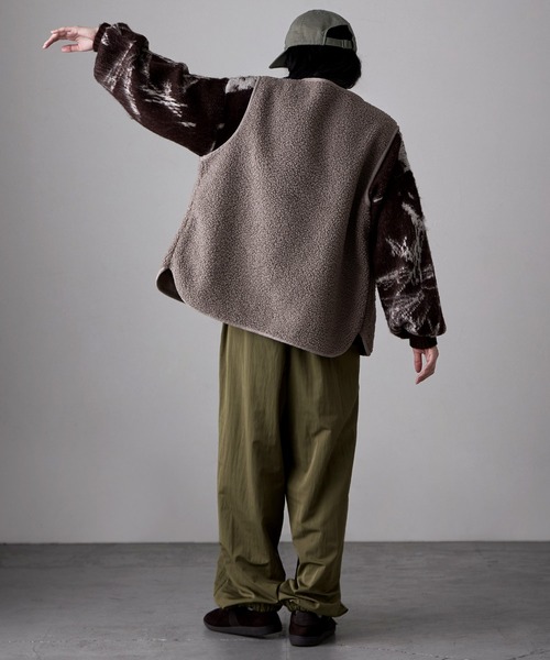 etoll.（エトル）の「ライトボアジップベスト（ベスト・レディース・ホワイト/ブラウン/モカ/ブラック・M～Ｌ）」の20枚目の写真