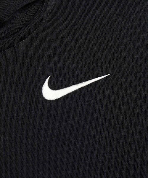 NIKE(ナイキ)の「ナイキ フェニックス フリース ウィメンズ オーバーサイズド クロップド パーカー / Nike Phoenix Fleece Women's Oversized Cropped Hoodie IF0259-010 Black(パーカー・レディース・ブラック・XS/S/M/L/XL)」の4枚目の写真