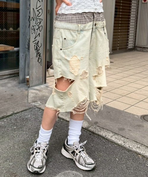 Candy Stripper(キャンディストリッパー)の「TATTERED LAYERED DENIM HALF パンツ(デニムパンツ・レディース・ブルー系その他/ライトインディゴブルー・FREE)」の20枚目の写真