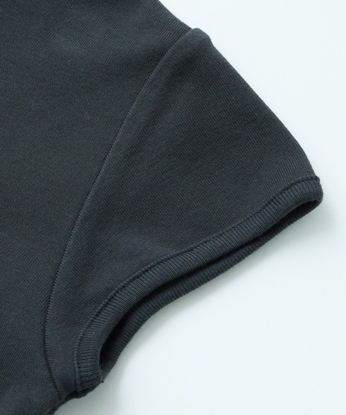 X-girl（エックスガール）の「SPRAY AND CURSIVE SCRIPT LOGO S/S BABY TEE（Tシャツ/カットソー・レディース・ホワイト/ピンク/チャコール・S/M）」の13枚目の写真