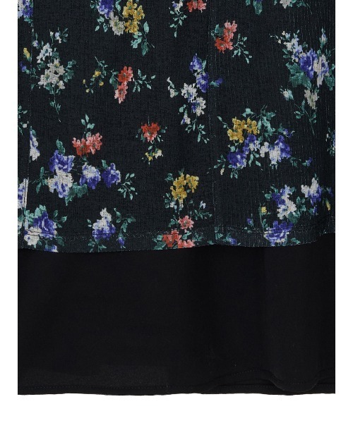 Ameri（アメリ）の「STRAIGHT SKIRT WITH SHEER RIB WAISTCLOTH（スカート・レディース・アイボリー/ブラック・SMALL/MEDIUM）」の18枚目の写真