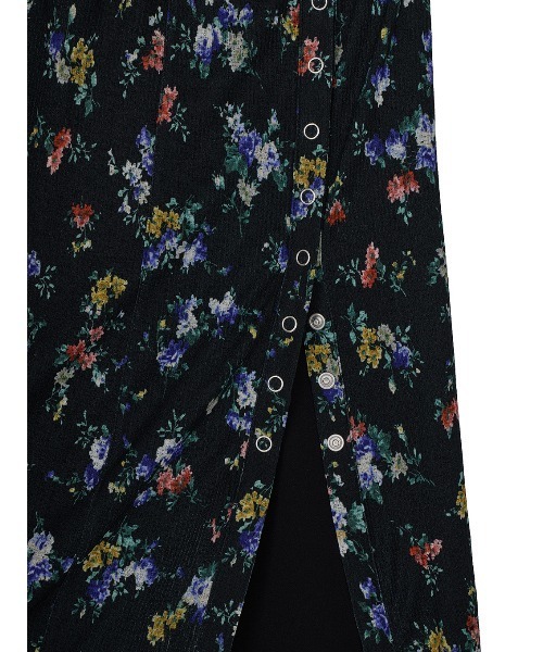 Ameri（アメリ）の「STRAIGHT SKIRT WITH SHEER RIB WAISTCLOTH（スカート・レディース・アイボリー/ブラック・SMALL/MEDIUM）」の19枚目の写真