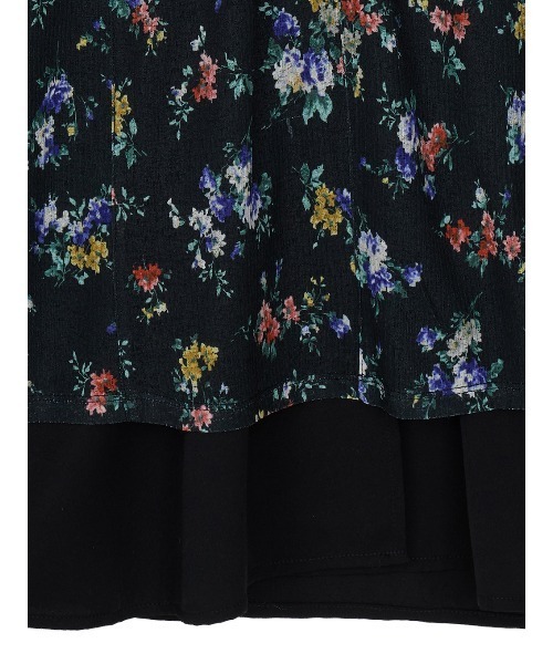 Ameri（アメリ）の「STRAIGHT SKIRT WITH SHEER RIB WAISTCLOTH（スカート・レディース・アイボリー/ブラック・SMALL/MEDIUM）」の22枚目の写真