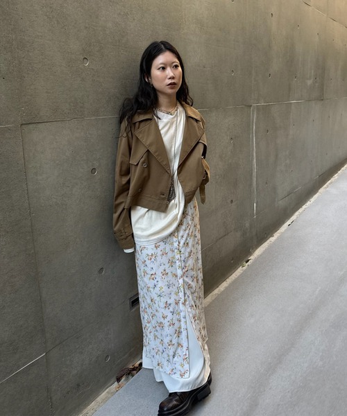 Ameri（アメリ）の「STRAIGHT SKIRT WITH SHEER RIB WAISTCLOTH（スカート・レディース・アイボリー/ブラック・SMALL/MEDIUM）」の8枚目の写真