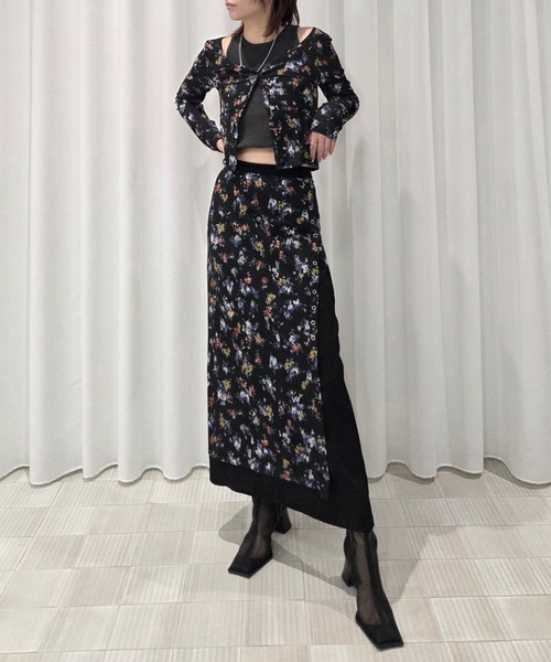 Ameri（アメリ）の「STRAIGHT SKIRT WITH SHEER RIB WAISTCLOTH（スカート・レディース・アイボリー/ブラック・SMALL/MEDIUM）」の12枚目の写真