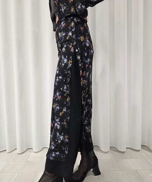 Ameri（アメリ）の「STRAIGHT SKIRT WITH SHEER RIB WAISTCLOTH（スカート・レディース・アイボリー/ブラック・SMALL/MEDIUM）」の14枚目の写真