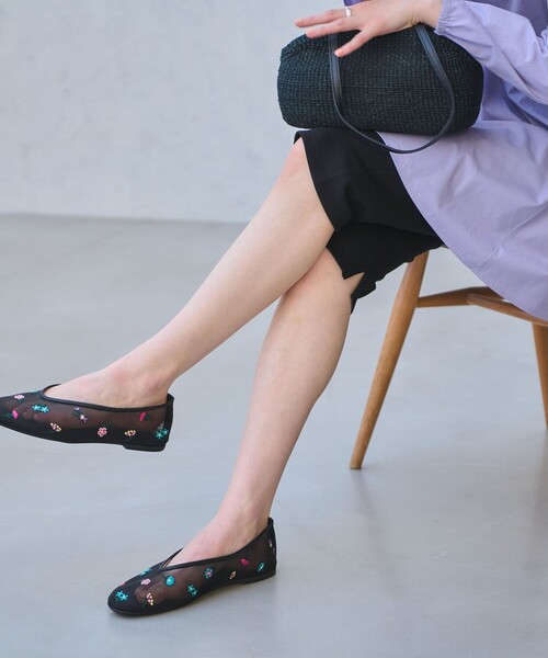 UNITED ARROWS(ユナイテッドアローズ)の「メッシュ フラワー フラットシューズ(バレエシューズ・レディース・ベージュ/ブラック・35/35h/36/36h/37/37h/38)」の6枚目の写真