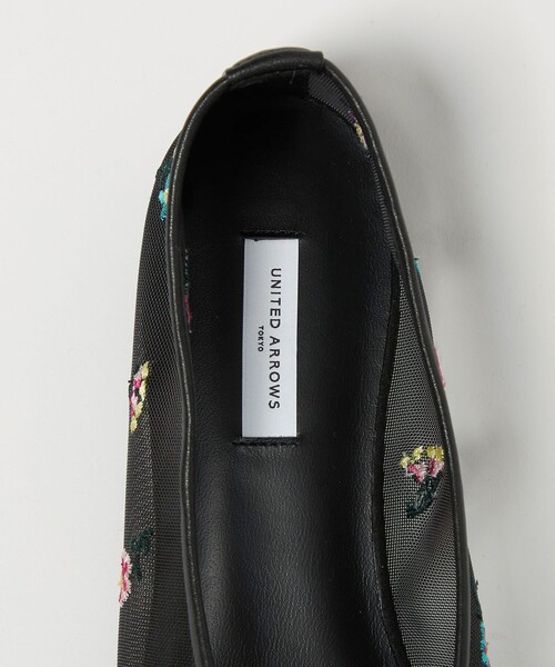 UNITED ARROWS(ユナイテッドアローズ)の「メッシュ フラワー フラットシューズ(バレエシューズ・レディース・ベージュ/ブラック・35/35h/36/36h/37/37h/38)」の19枚目の写真