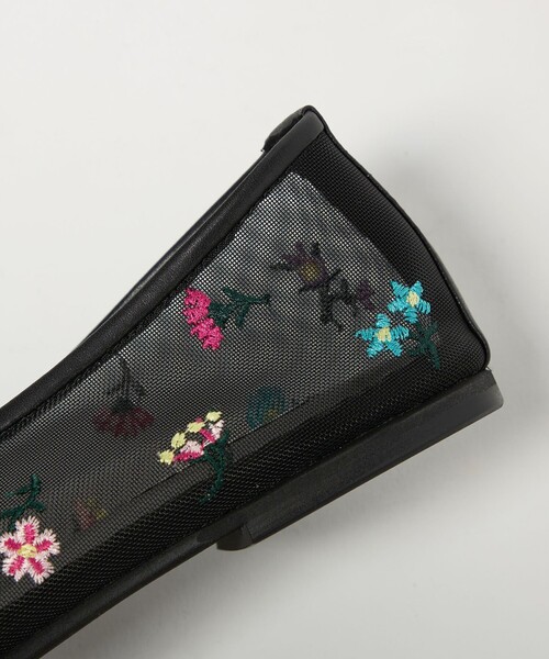 UNITED ARROWS(ユナイテッドアローズ)の「メッシュ フラワー フラットシューズ(バレエシューズ・レディース・ベージュ/ブラック・35/35h/36/36h/37/37h/38)」の21枚目の写真