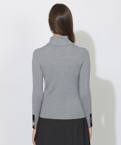 CB CRESTBRIDGE(シービークレストブリッジ)の「【Quiet checkシリーズ】リブニットインナー(ニット/セーター・レディース・グレー/ダークネイビー/レッド・M)」の6枚目の写真