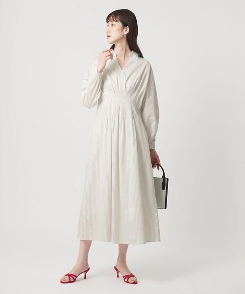 UNITED ARROWS（ユナイテッドアローズ）の「MANTECO POP タック ワンピース（ワンピース・レディース・オフホワイト/ダークグレー・38/36）」の11枚目の写真