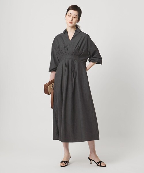 UNITED ARROWS（ユナイテッドアローズ）の「MANTECO POP タック ワンピース（ワンピース・レディース・オフホワイト/ダークグレー・38/36）」の15枚目の写真