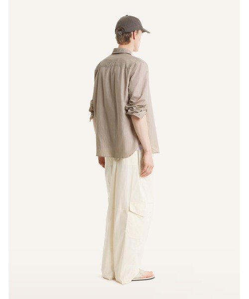 Maison Kitsune(メゾンキツネ)の「MAISON KITSUNE HANDWRITING CASUAL SHIRT(シャツ/ブラウス・メンズ・サンドグレー・XL/L/M/S/XS)」の5枚目の写真