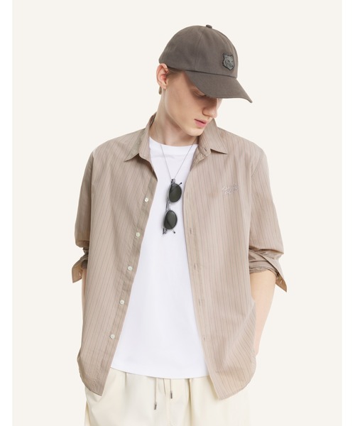 Maison Kitsune(メゾンキツネ)の「MAISON KITSUNE HANDWRITING CASUAL SHIRT(シャツ/ブラウス・メンズ・サンドグレー・XL/L/M/S/XS)」の6枚目の写真