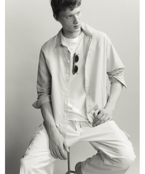 Maison Kitsune(メゾンキツネ)の「MAISON KITSUNE HANDWRITING CASUAL SHIRT(シャツ/ブラウス・メンズ・サンドグレー・XL/L/M/S/XS)」の8枚目の写真
