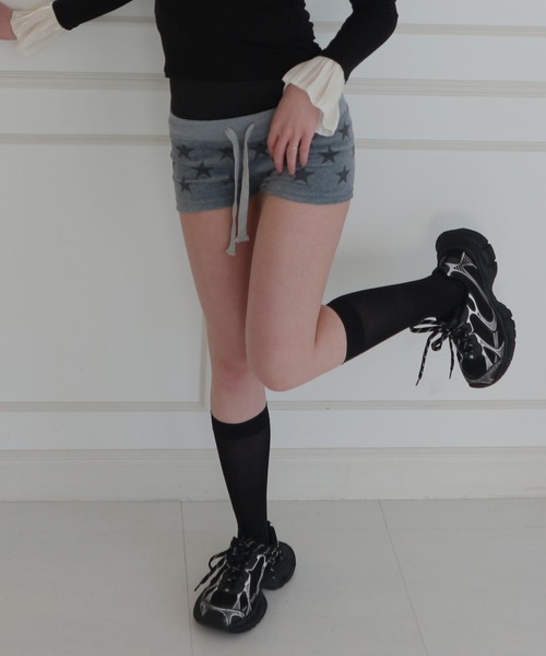CeLess(セレス)の「Star Sweat Mini Shorts / スタースウェットミニショートパンツ(スウェットパンツ・レディース・グレー・FREE)」の5枚目の写真