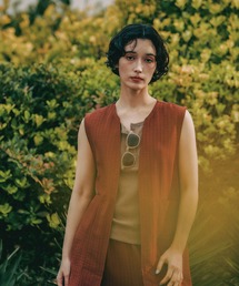 LEPSIM（レプシィム）の「《リネンライクドライシリーズ》切り替えポケベスト　639020（その他アウター）」