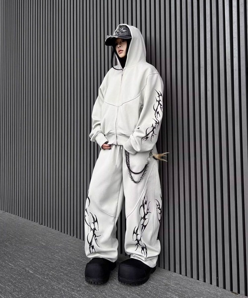 mushwear(マッシュウェア)の「トライバルグラフィックジップパーカー(パーカー・メンズ・ブラック/ホワイト・X-LARGE/LARGE/MEDIUM/SMALL)」の22枚目の写真