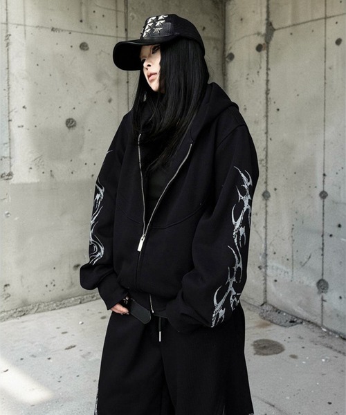 mushwear(マッシュウェア)の「トライバルグラフィックジップパーカー(パーカー・メンズ・ブラック/ホワイト・X-LARGE/LARGE/MEDIUM/SMALL)」の5枚目の写真