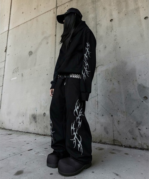 mushwear(マッシュウェア)の「トライバルグラフィックジップパーカー(パーカー・メンズ・ブラック/ホワイト・X-LARGE/LARGE/MEDIUM/SMALL)」の8枚目の写真