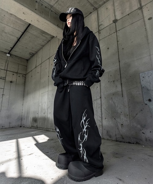 mushwear(マッシュウェア)の「トライバルグラフィックジップパーカー(パーカー・メンズ・ブラック/ホワイト・X-LARGE/LARGE/MEDIUM/SMALL)」の10枚目の写真