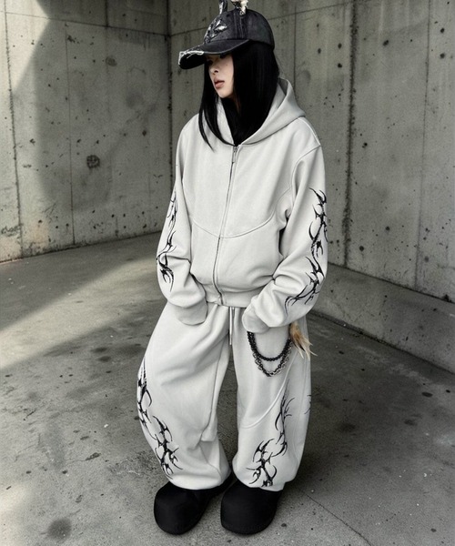 mushwear(マッシュウェア)の「トライバルグラフィックジップパーカー(パーカー・メンズ・ブラック/ホワイト・X-LARGE/LARGE/MEDIUM/SMALL)」の17枚目の写真