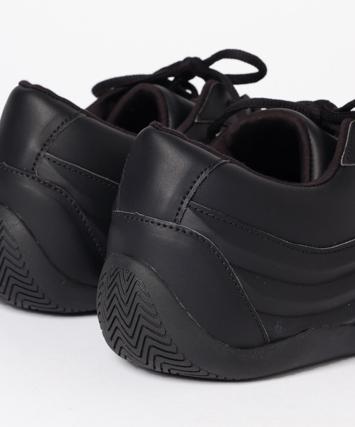 HARE(ハレ)の「NAGAREスニーカー(HARE)(スニーカー・メンズ・ブラック・MEDIUM/LARGE)」の3枚目の写真