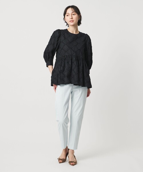 UNITED ARROWS(ユナイテッドアローズ)の「エンブロイダリー フリル トップス(シャツ/ブラウス・レディース・ブラック/ホワイト/ベージュ・FREE)」の20枚目の写真