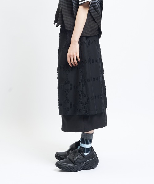 gomme(ゴム)の「ホールレイヤーパンツ(その他パンツ・レディース・ブラック・MEDIUM)」の7枚目の写真