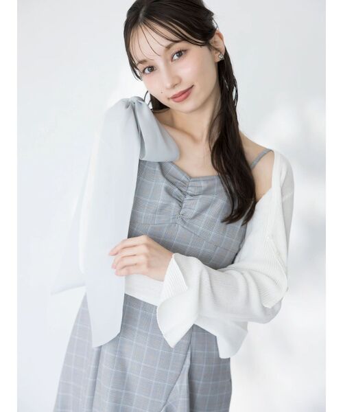 dazzlin（ダズリン）の「2WAYリボンキャミワンピース（ワンピース・レディース・アイボリー/チャコールグレー/ピンク/その他1・SMALL/MEDIUM）」の15枚目の写真