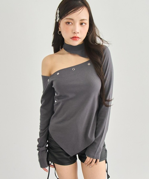 ANAP(アナップ)の「ハトメポイント カットアウト トップス(Tシャツ/カットソー・レディース・ホワイト/ブラック/ダークグレー・F)」の3枚目の写真