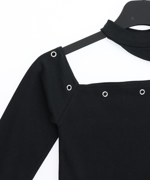 ANAP(アナップ)の「ハトメポイント カットアウト トップス(Tシャツ/カットソー・レディース・ホワイト/ブラック/ダークグレー・F)」の6枚目の写真