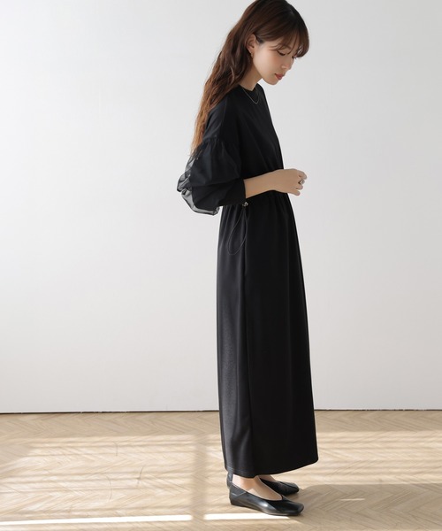 AMELY(エミリー)の「チュールスリーブワンピース(ワンピース・レディース・グレー/ブラック/ベージュ・フリー)」の4枚目の写真