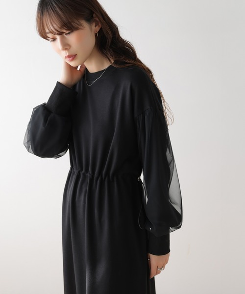 AMELY(エミリー)の「チュールスリーブワンピース(ワンピース・レディース・グレー/ブラック/ベージュ・フリー)」の5枚目の写真