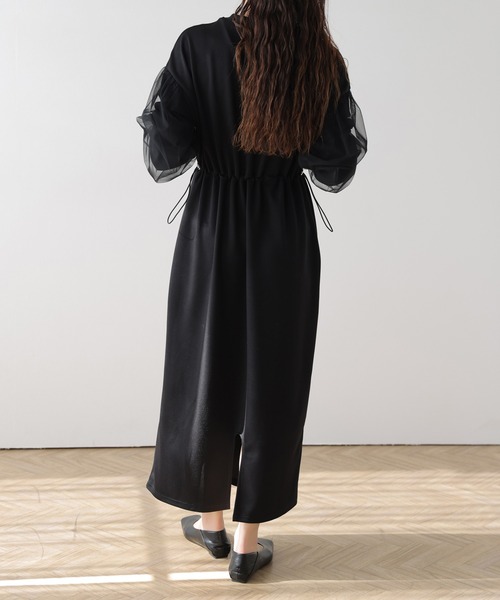 AMELY(エミリー)の「チュールスリーブワンピース(ワンピース・レディース・グレー/ブラック/ベージュ・フリー)」の7枚目の写真