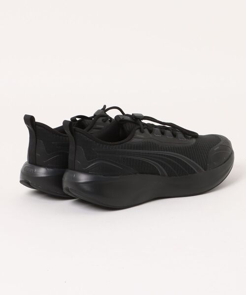 PUMA（プーマ）の「《PUMA》SOFTRIDE ムーブオン F WD（スニーカー・メンズ・ブラック×ブラック/ブラック×シルバー・28.0cm/27.5cm/27.0cm/26.5cm/26.0cm/25.5cm）」の3枚目の写真