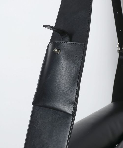 JEANASIS（ジーナシス）の「スクエアフェイクレザーショルダー/666201（ショルダーバッグ・レディース・ブラック/アイボリー/カーキ・FREE）」の5枚目の写真