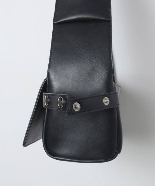 JEANASIS（ジーナシス）の「スクエアフェイクレザーショルダー/666201（ショルダーバッグ・レディース・ブラック/アイボリー/カーキ・FREE）」の6枚目の写真