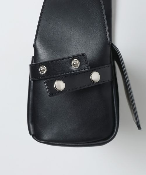 JEANASIS（ジーナシス）の「スクエアフェイクレザーショルダー/666201（ショルダーバッグ・レディース・ブラック/アイボリー/カーキ・FREE）」の9枚目の写真