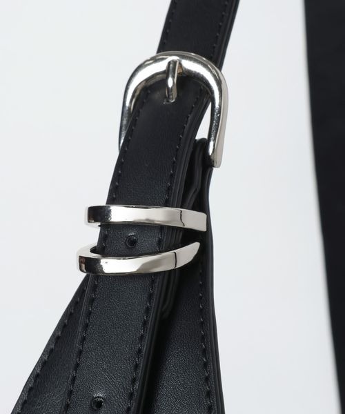 JEANASIS（ジーナシス）の「スクエアフェイクレザーショルダー/666201（ショルダーバッグ・レディース・ブラック/アイボリー/カーキ・FREE）」の15枚目の写真