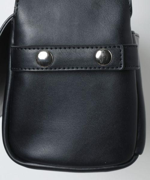 JEANASIS（ジーナシス）の「スクエアフェイクレザーショルダー/666201（ショルダーバッグ・レディース・ブラック/アイボリー/カーキ・FREE）」の14枚目の写真