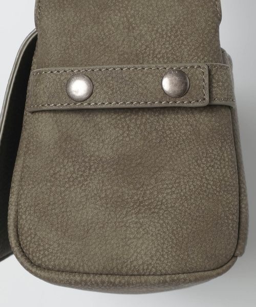 JEANASIS（ジーナシス）の「スクエアフェイクレザーショルダー/666201（ショルダーバッグ・レディース・ブラック/アイボリー/カーキ・FREE）」の18枚目の写真